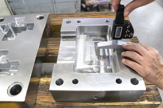 Niet Standaard Aangepaste Plastic de Diktetolerantie 0.1mm van de Vormbasis